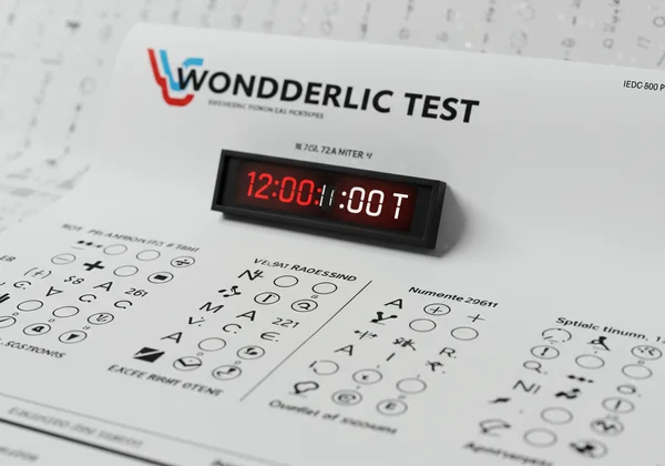 タイマーと様々な問題が表示された Wonderlic テストのインターフェース